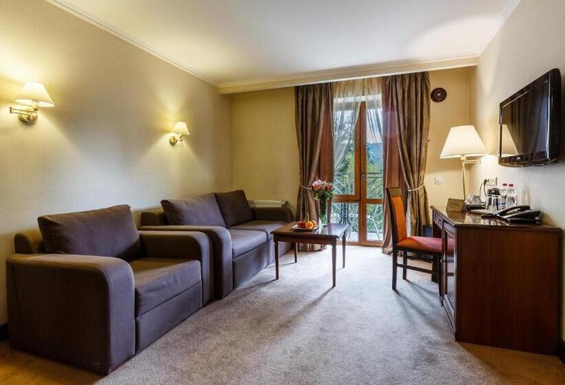 جناح مزوَّد بشرفة, Romantik Spa