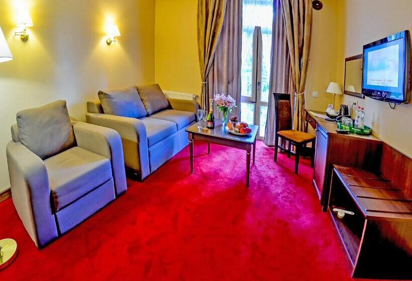 جناح مزوَّد بشرفة, Romantik Spa