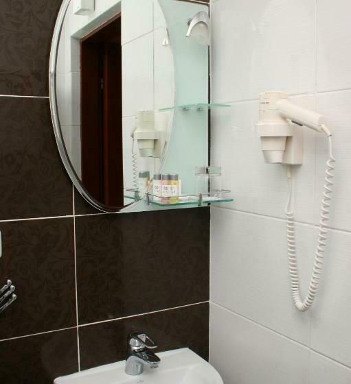 プレミアムルーム, Premier Hotel Shafran