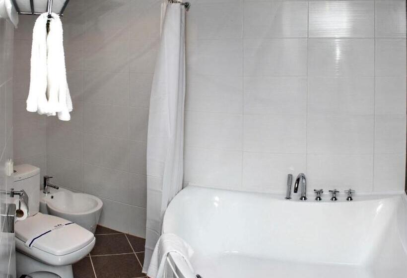 스위트, Premier Hotel Shafran