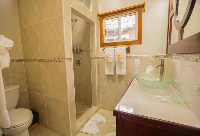 Вилла 2 Спальни, Hidden Jewel Boutique