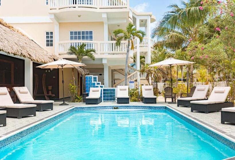 Люкс Кровать Кинг, Hidden Jewel Boutique