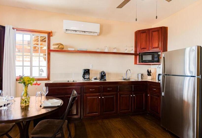 Студио Стандарт Кровать Кинг, Hidden Jewel Boutique