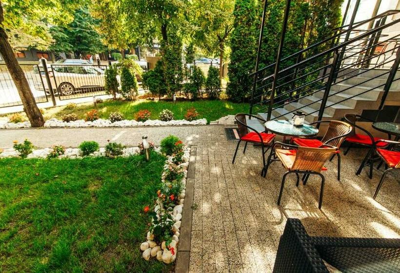 اتاق راحتی, Tiptop Hotel City Center