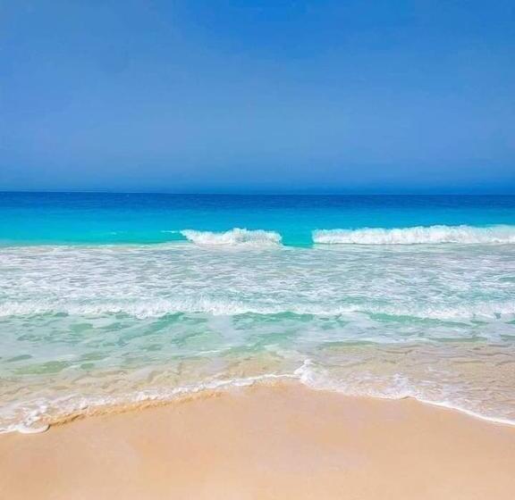 اتاق استاندارد, قريه تهيتا باي الساحل