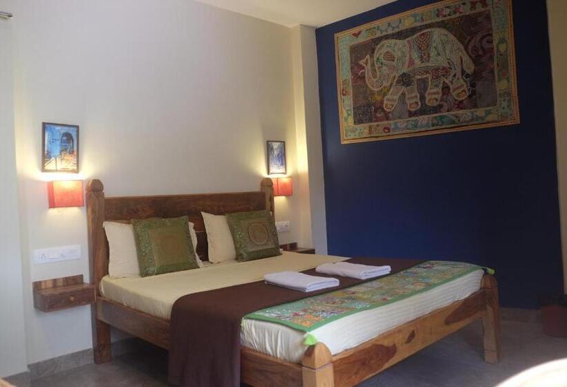 غرفة ديلوكس ذات إطلالة, Bishnoi Heritage House