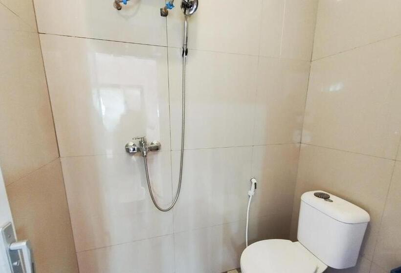 اتاق استاندارد, Reddoorz At Jalan Ujung Sampun Berastagi