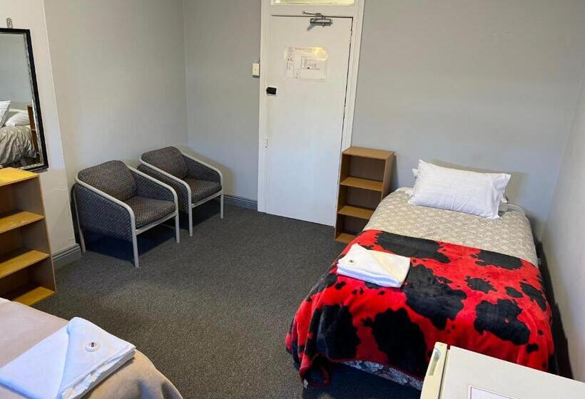 Номер Стандарт Совместная Ванная, The Continental Wallerawang