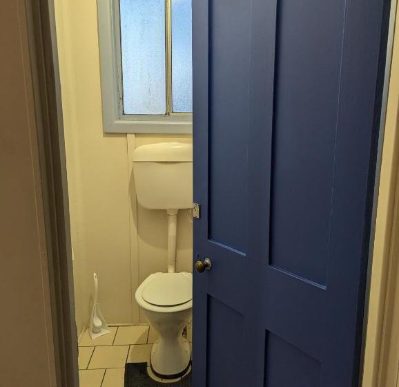 Номер Стандарт Совместная Ванная, The Continental Wallerawang