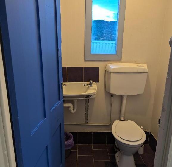 Номер Superior, The Continental Wallerawang