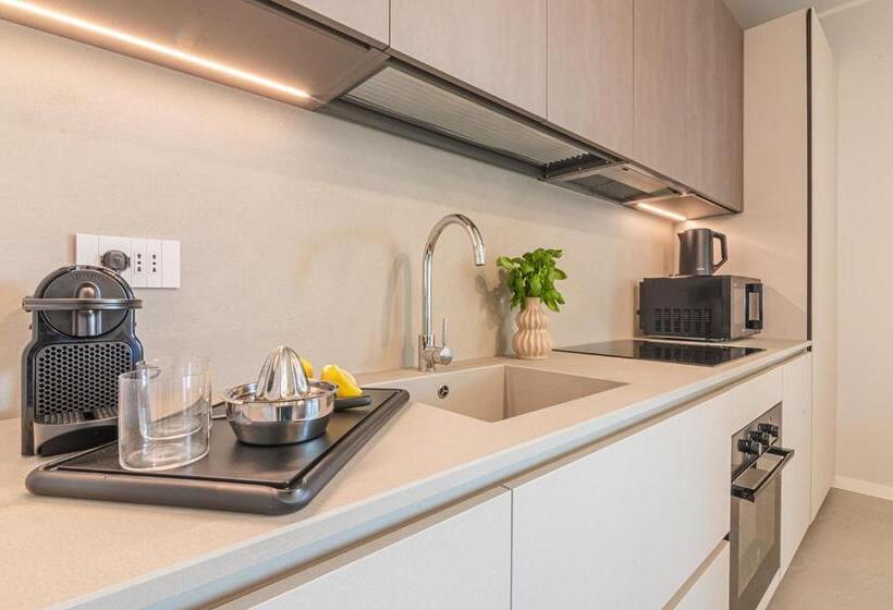 شقة 3 غرف, Lago Dorato