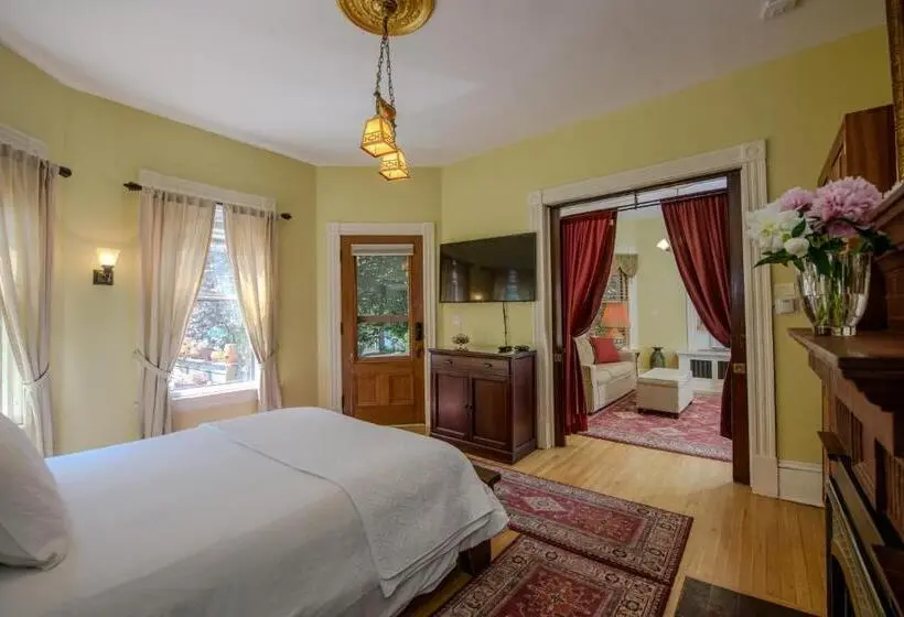 スタンダード4人部屋, 254 South Union Street Guest House
