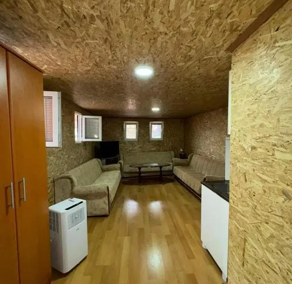 اتاق استاندارد سه نفره, Rio Apartmani