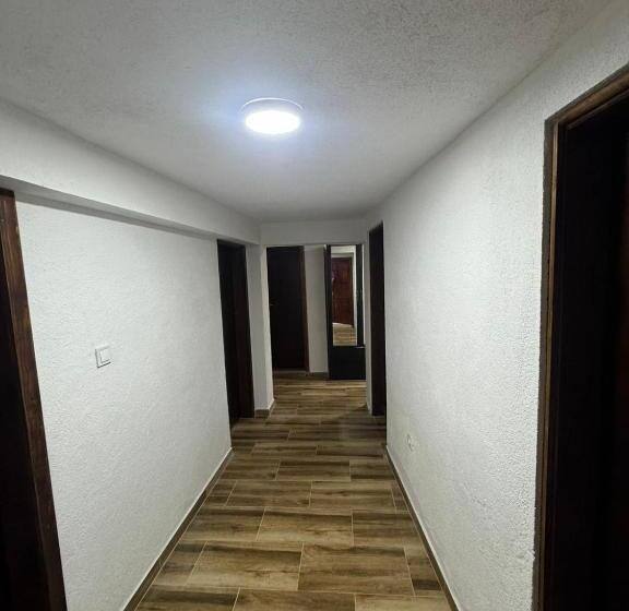 اتاق استاندارد با سرویس بهداشتی مشترک, Rio Apartmani