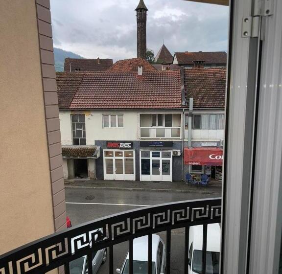 اتاق استاندارد یک نفره, Rio Apartmani