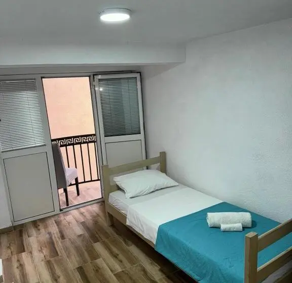 اتاق استاندارد یک نفره, Rio Apartmani