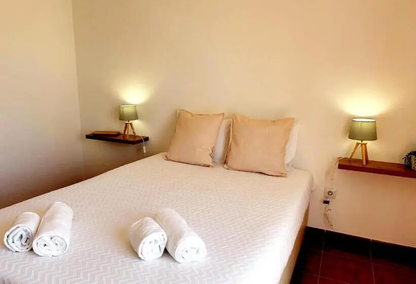 スタンダードトリプルルーム, Vicentina Guest House