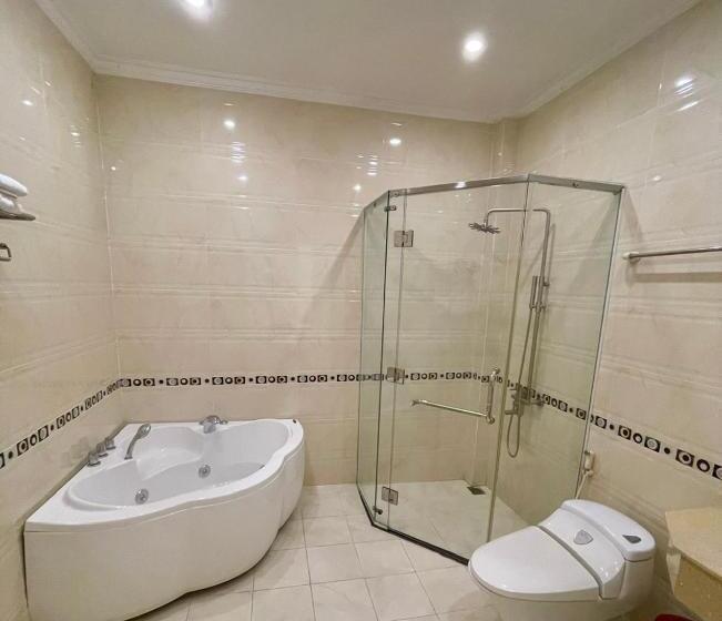 سوییت, Senior Hotel 1 Cần Thơ