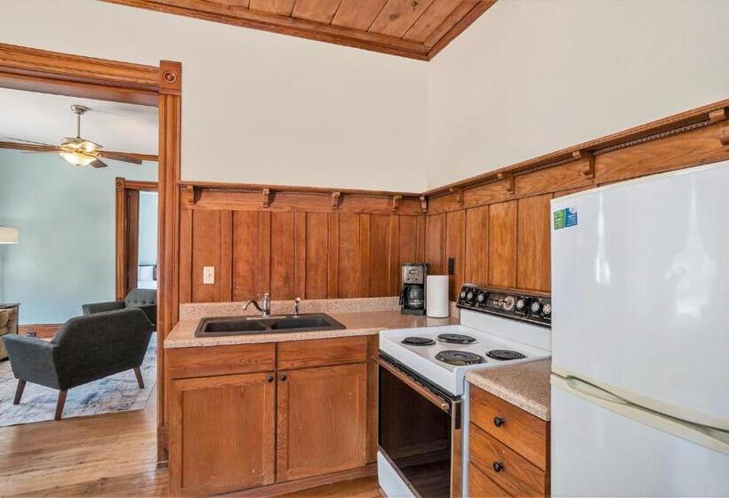 شقة غرفة واحدة مطلة على الحديقة, The Grand Inn Apartment Hotel 200