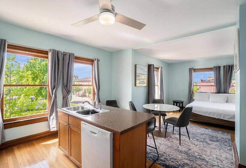 شقة غرفة واحدة, The Grand Inn Apartment Hotel 200