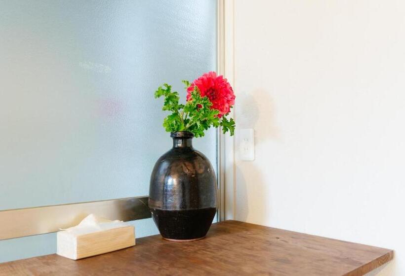 Economy Kamer, 丸亀ゲストハウスババノバ