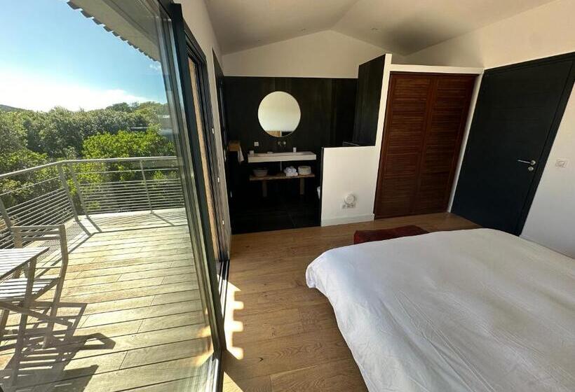 Номер Deluxe с Балконом, Les Chambres Marcelle