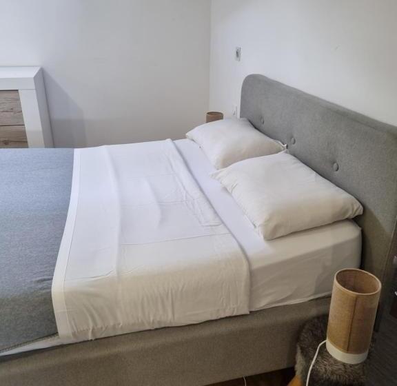 スイート(家族用), Maison Centre Ville Avec Jardin