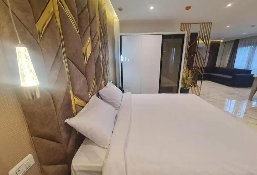 سوییت لوکس, El Mesaadya Hotel فندق المساعدية