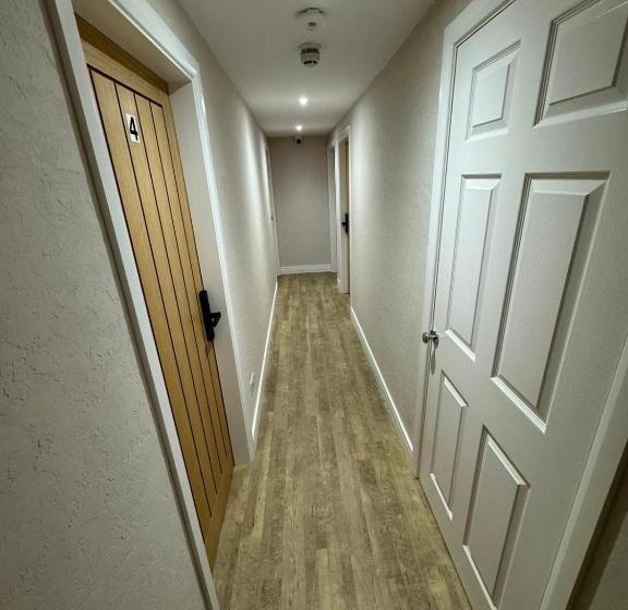 标准间, Heart Of Hull