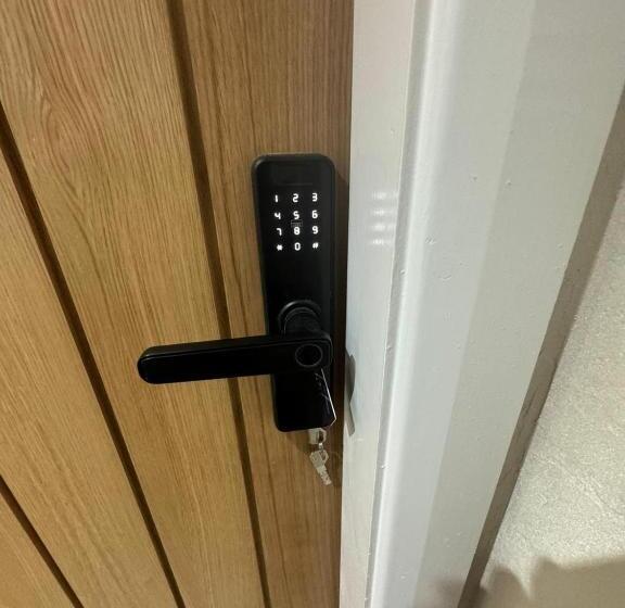 标准间, Heart Of Hull