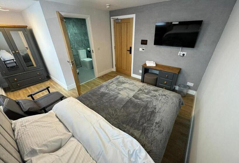 标准三人间, Heart Of Hull