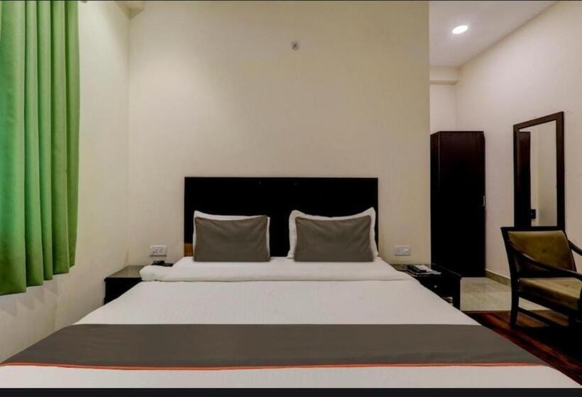 اتاق استاندارد, Riddhi Inn