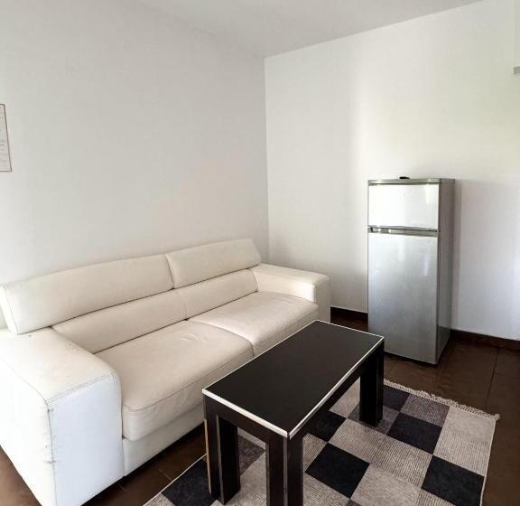 Quarto Familiar, Shkodra Budget