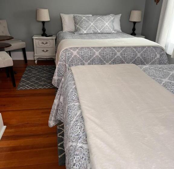 バス共有のスタンダードルーム, Hudson House Bed And Breakfast