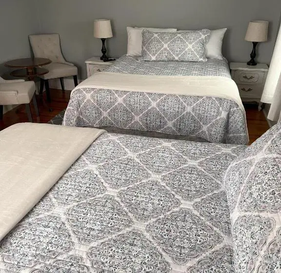 バス共有のスタンダードルーム, Hudson House Bed And Breakfast