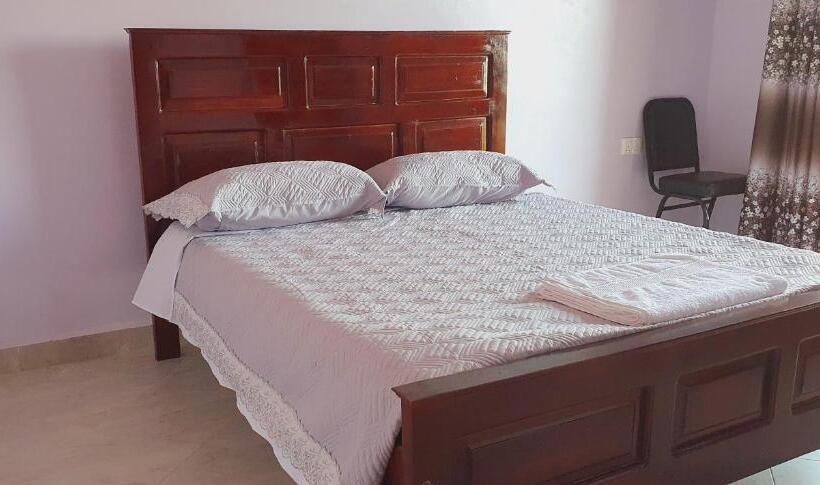 اتاق استاندارد یک نفره, Amen Guest House Near Airport
