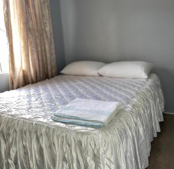 اتاق استاندارد, 26 Pike Place