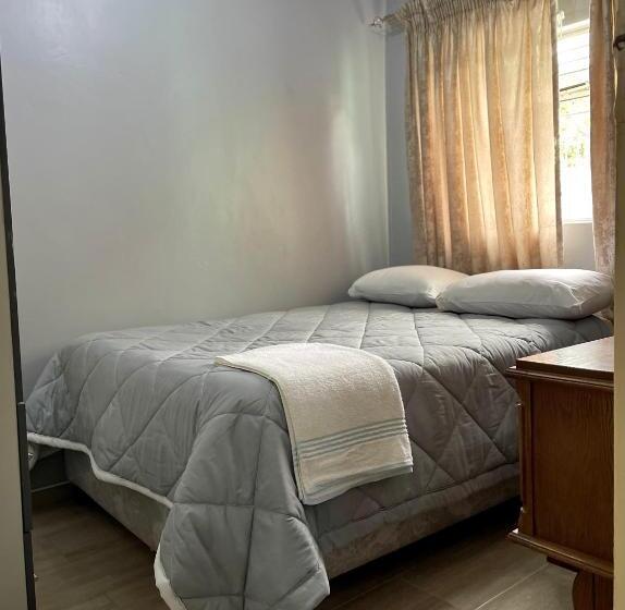 اتاق استاندارد, 26 Pike Place