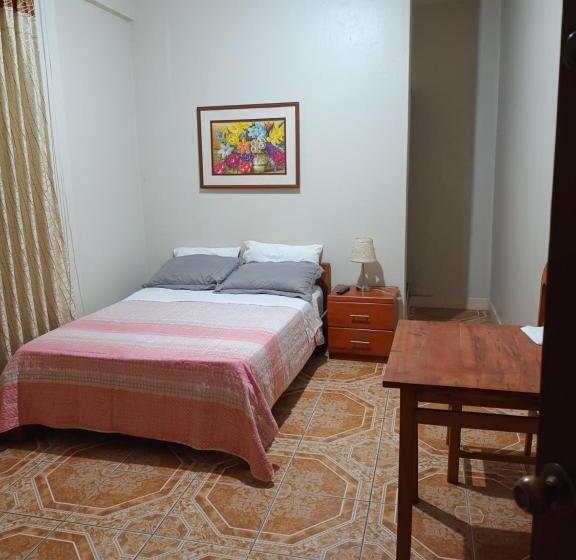 غرفة قياسية, Casa Gastón