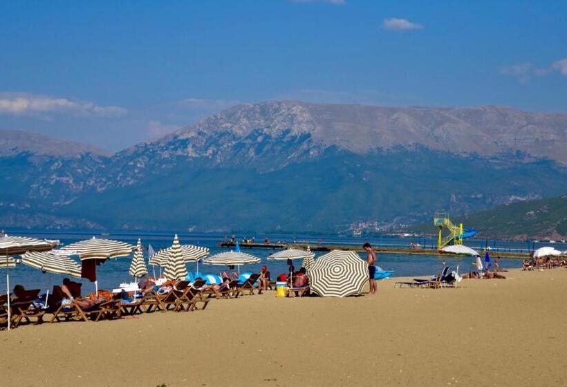 اتاق لوکس, Ermali Guesthouse