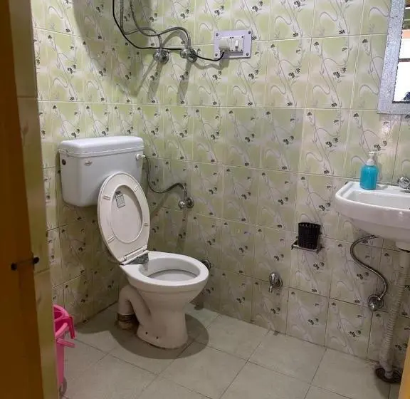 Standardzimmer, Frostel