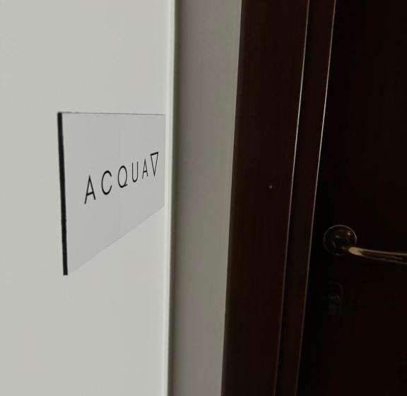 اتاق کلاسیک سه تخته, Freya Rooms