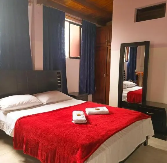 スタンダードトリプルルーム, Hostal Donde Alejo