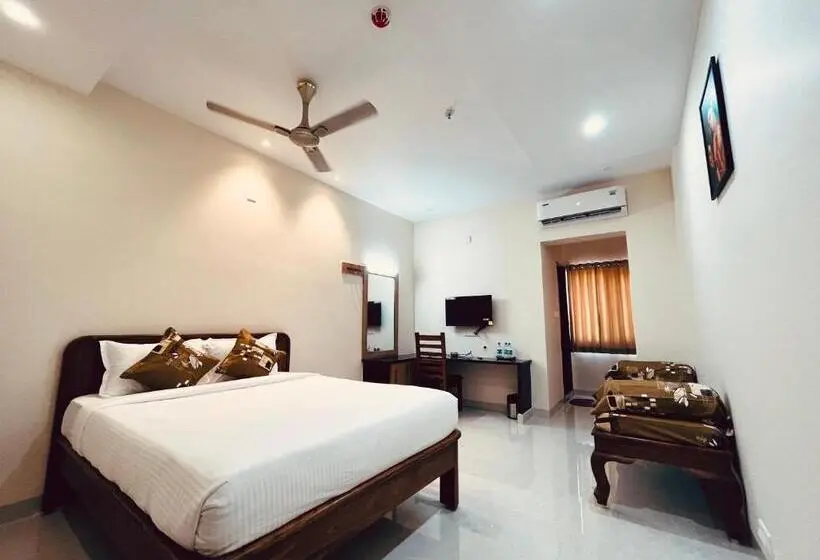 Deluxe-huone, Gokulam Grand