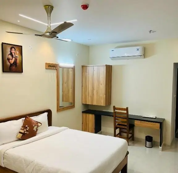 Deluxe-huone, Gokulam Grand