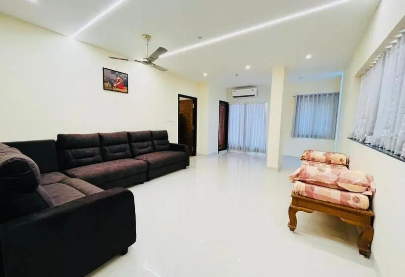 Sviitti, Gokulam Grand