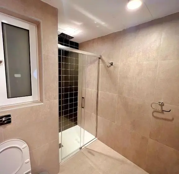 اتاق لوکس با چشمانداز دریا, South32