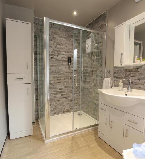 إستوديو سوبيريور, The Ironworks Apart