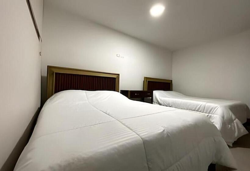 غرفة قياسية رباعية, Gl Hostal Habitacion Familiar