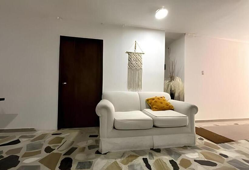 إستوديو ديلوكس, Gl Hostal Habitacion Familiar